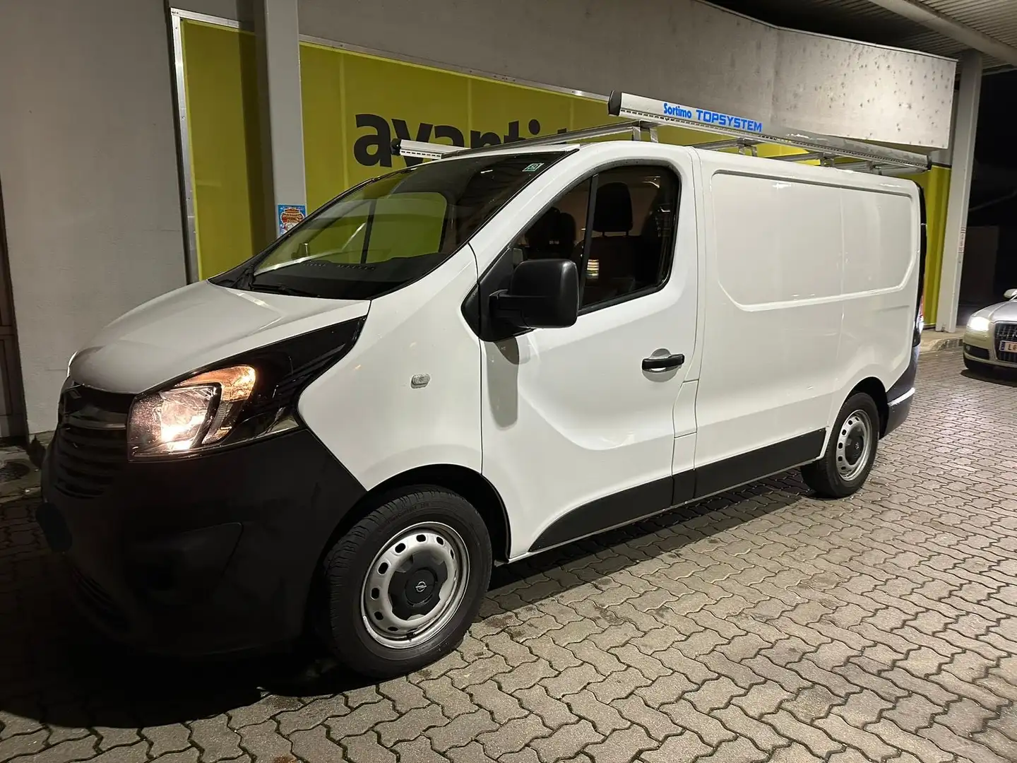 Opel Vivaro Vivaro Combi   L1H1 1,6 BiTurbo CDTI ecoflex 2,9t Weiß - 1