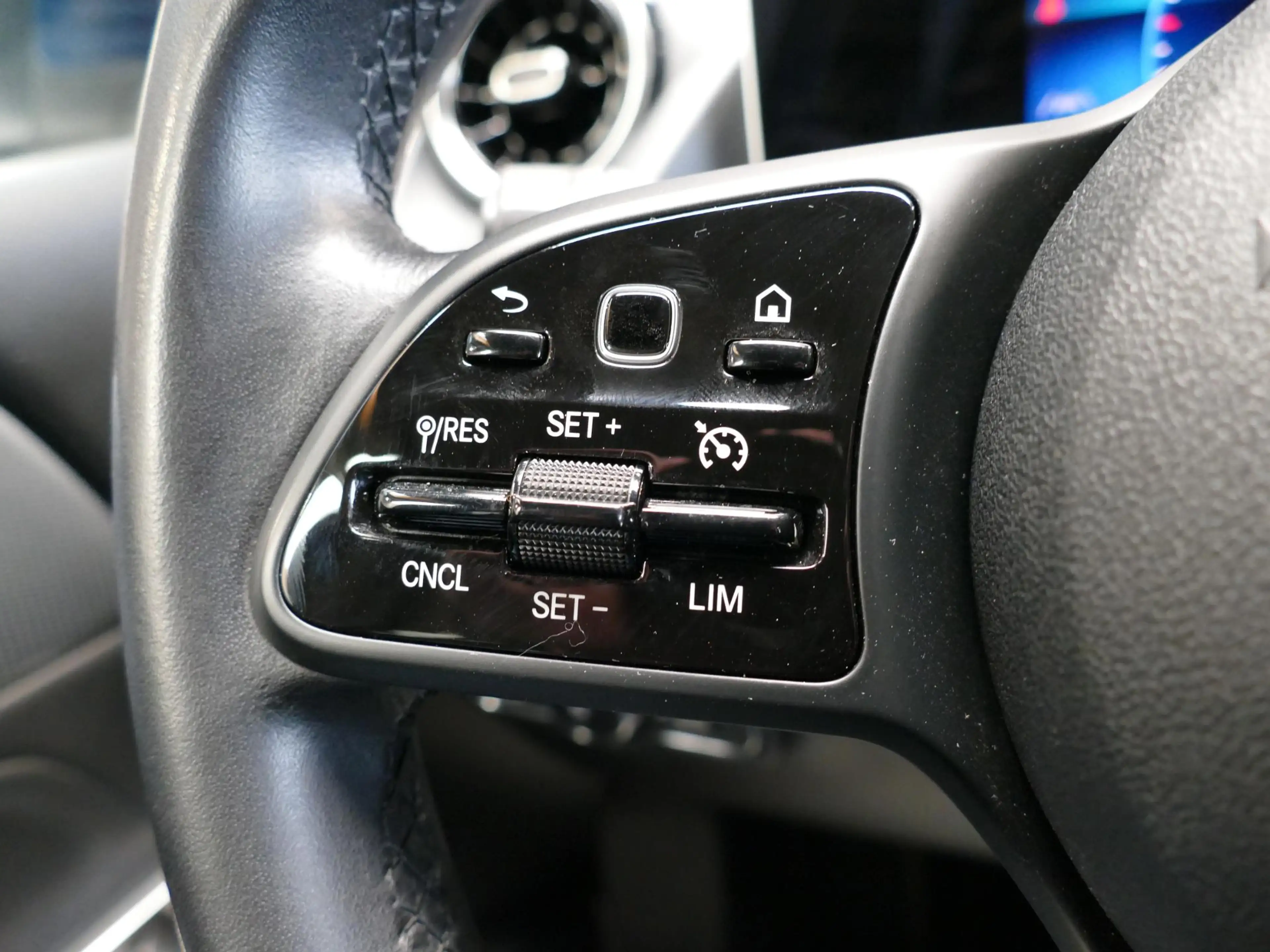 Mercedes-Benz B 180 180d Business Line - DOS 8968 — photo 14