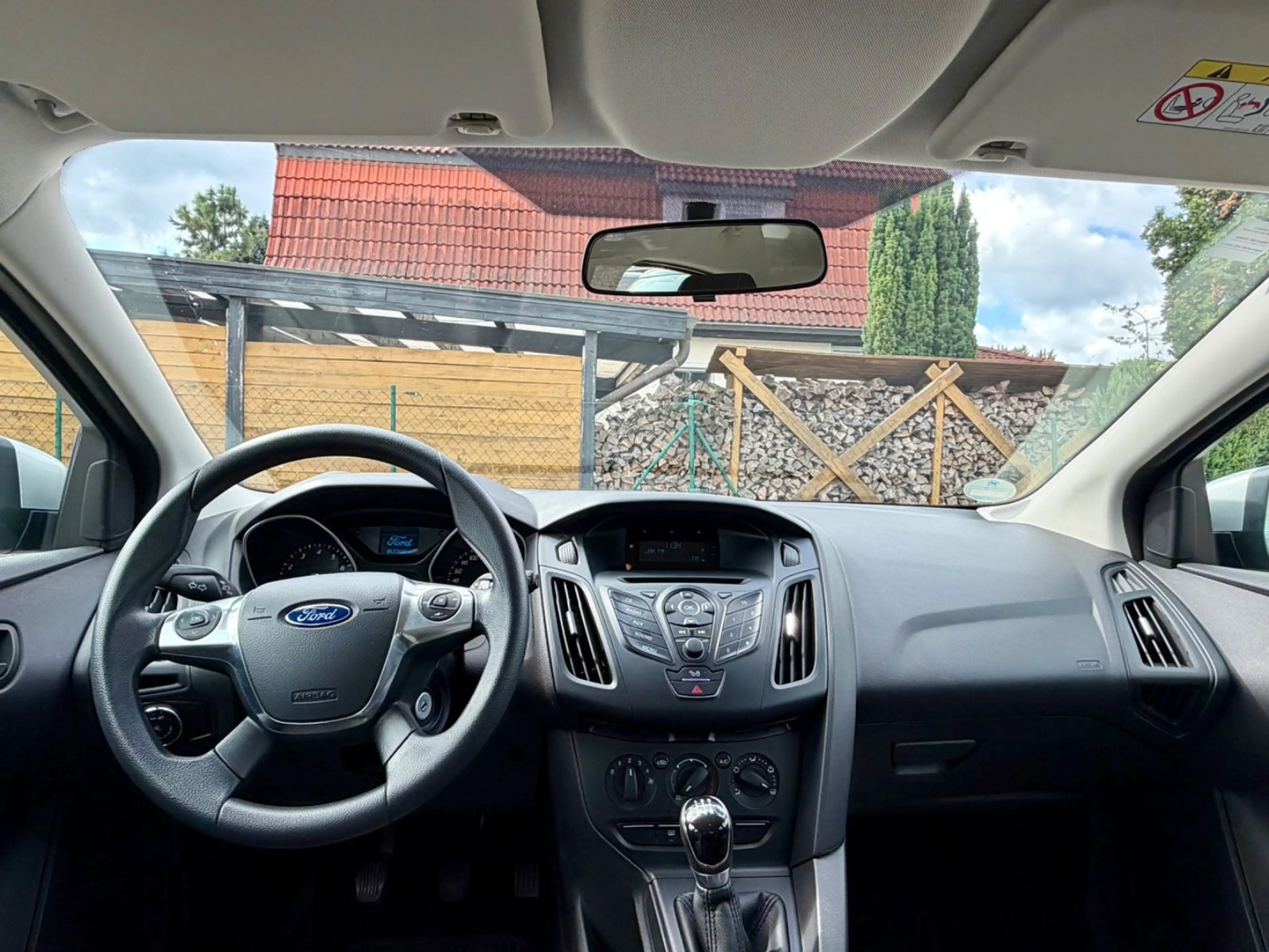Ford Focus Lim. Ambiente, Allwetter, Klima, PDC — photo 9