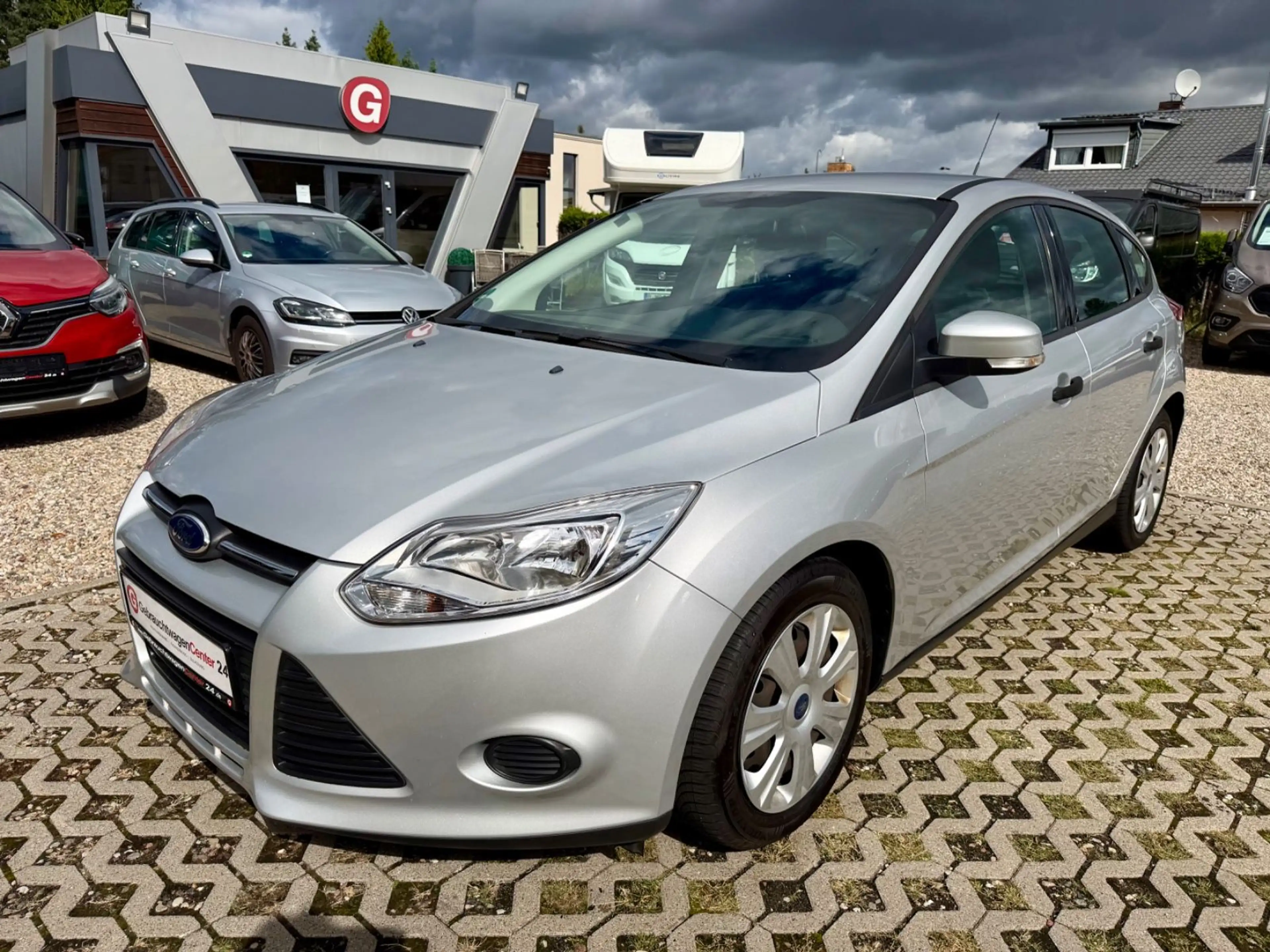Ford Focus Lim. Ambiente, Allwetter, Klima, PDC