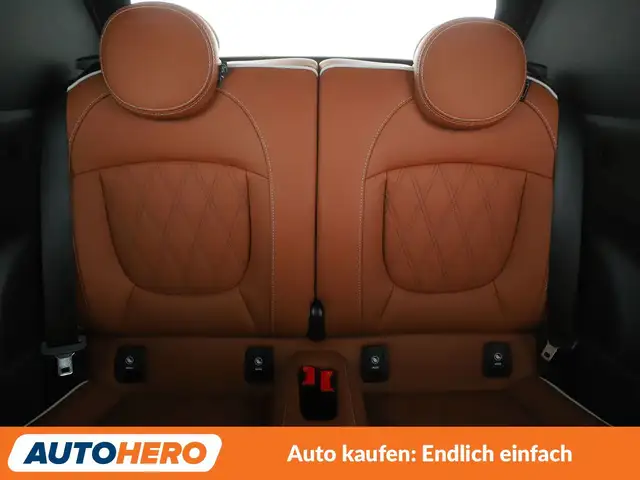 Mini Convertible view 15