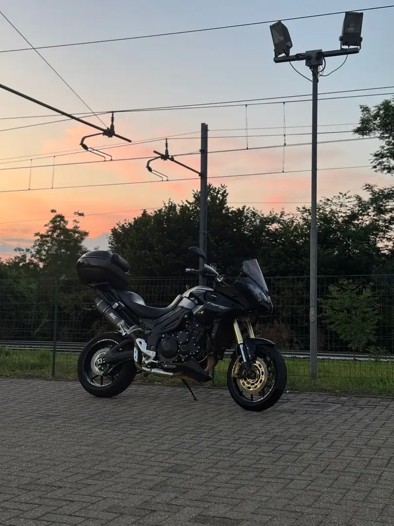Triumph Tiger 1050 sport - 2