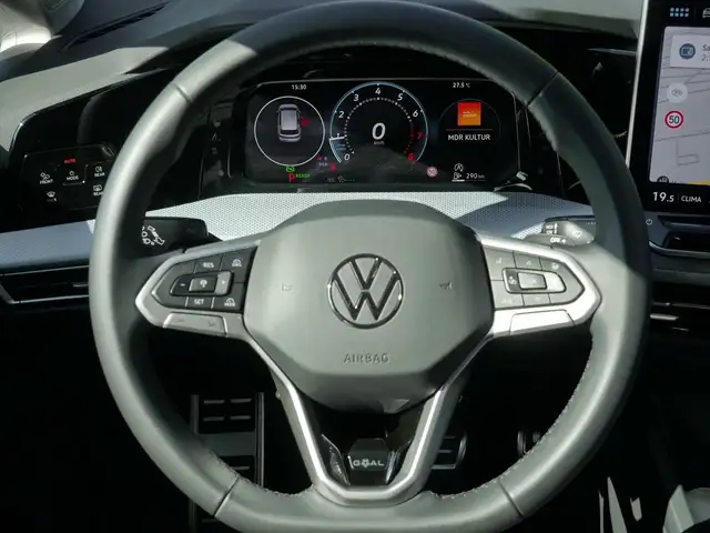 Volkswagen Golf view 9