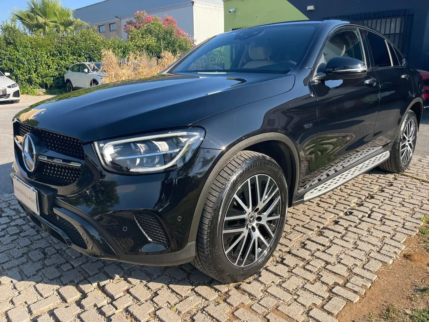 Mercedes-Benz GLC 300 GLC Coupe 300 e phev (eq-power) Sport 4matic auto Nero - 1
