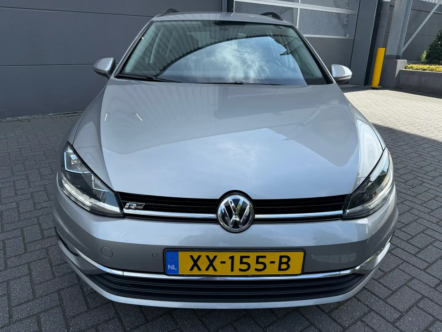 Volkswagen Golf Variant 1.0 TSI R-LINE Business*CRUISE*TERKHAAK*APK*NAP*NA Gris - 2