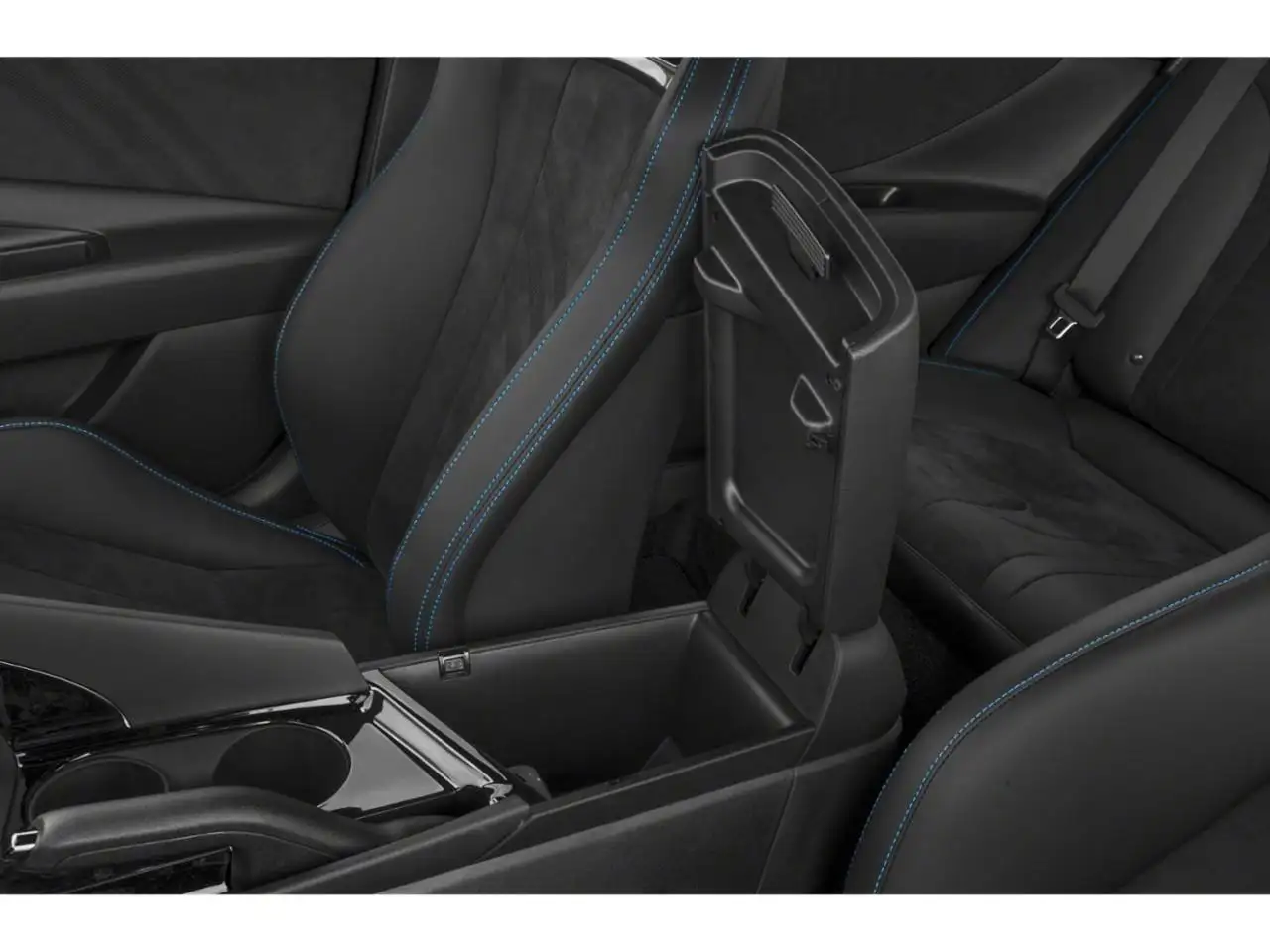 Hyundai ELANTRA photo Hyundai ELANTRA