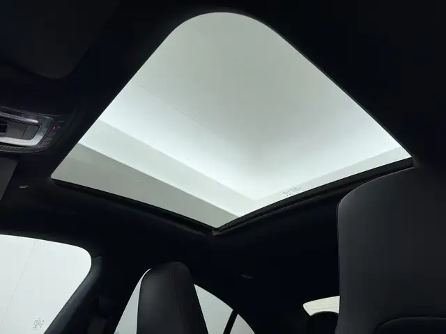 Mercedes-Benz Cla view 12