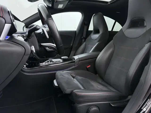 Mercedes-Benz Cla view 13