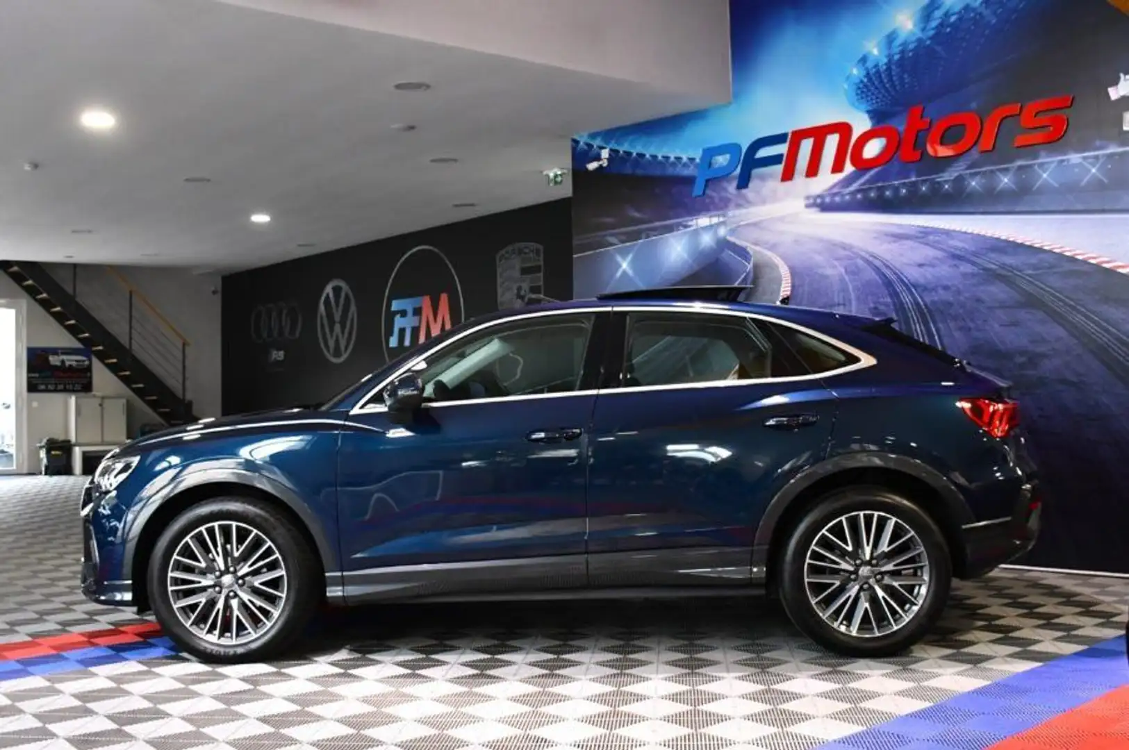 Audi Q3 Design Luxe 35 TDI 150 Quattro S-Tronic GPS ACC At Bleu - 2
