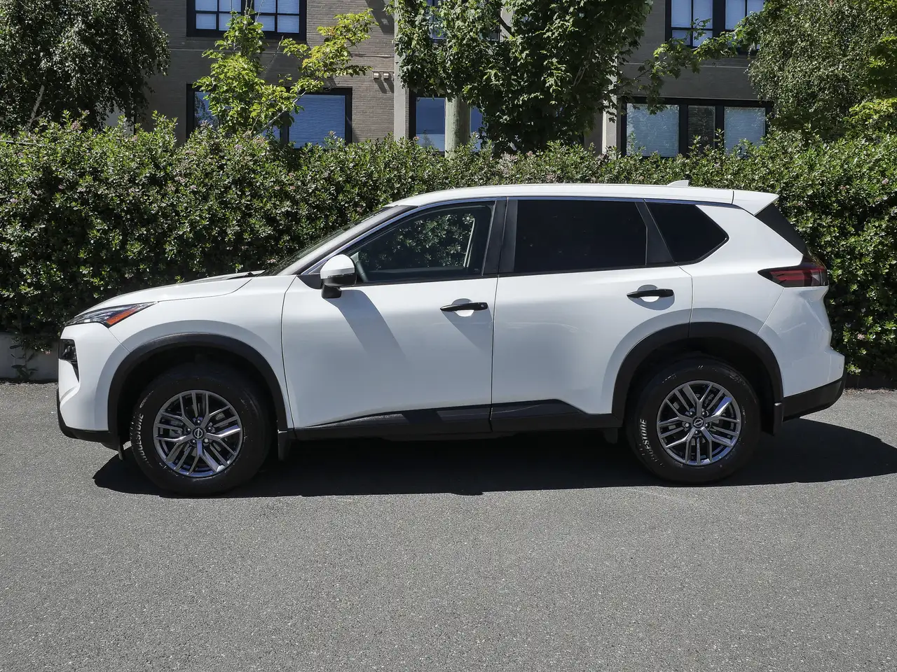 Nissan Rogue fotografie Nissan Rogue