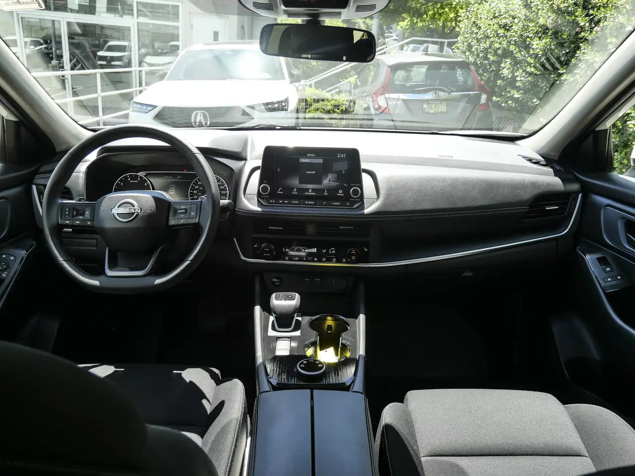 Nissan Rogue fotografie Nissan Rogue