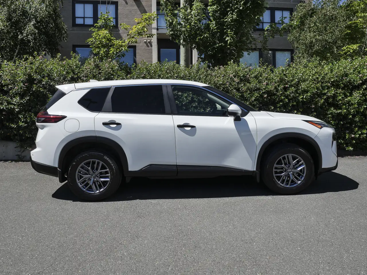 Nissan Rogue fotografie Nissan Rogue