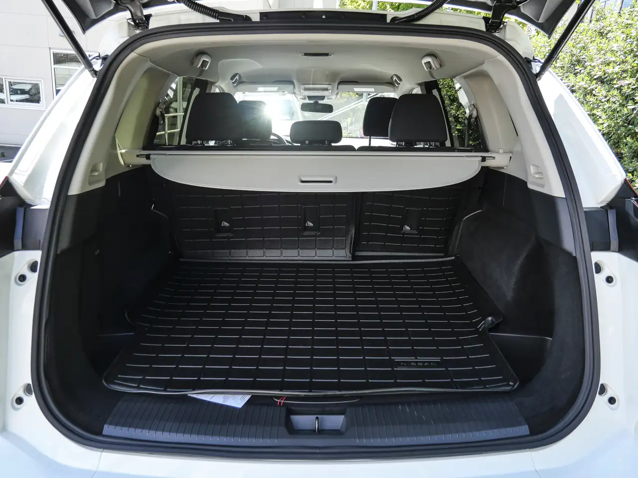 Nissan Rogue fotografie Nissan Rogue