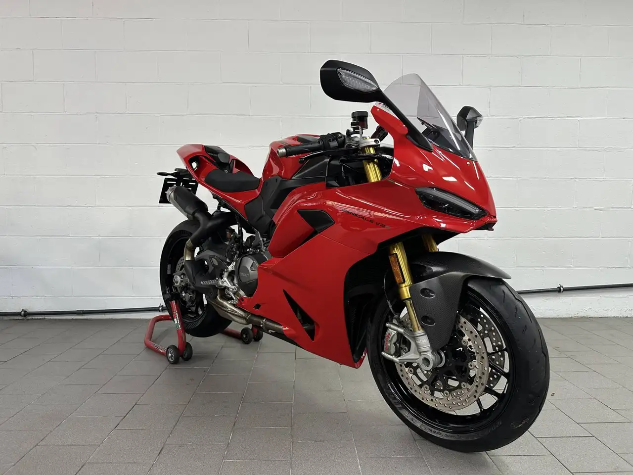 Ducati Panigale V2