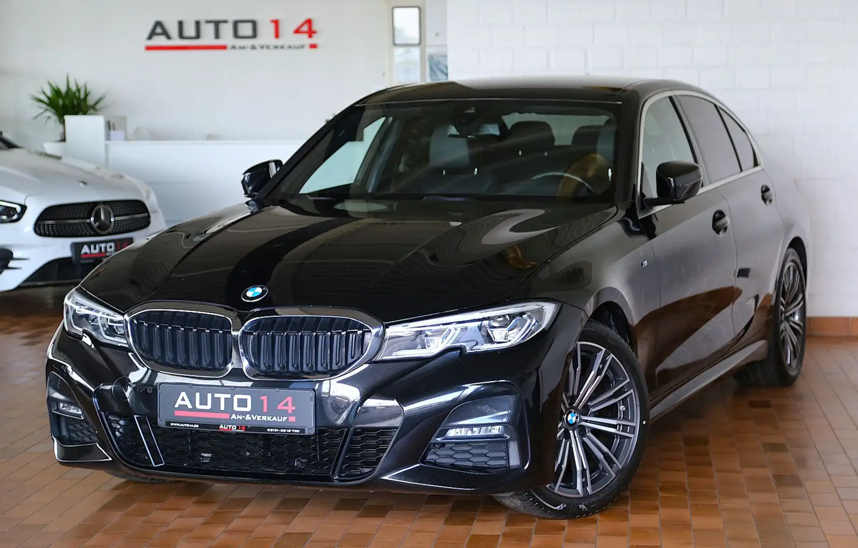 BMW 320 i M Sport Laser HUD Live Cockpit Prof Kamera Noir - 1