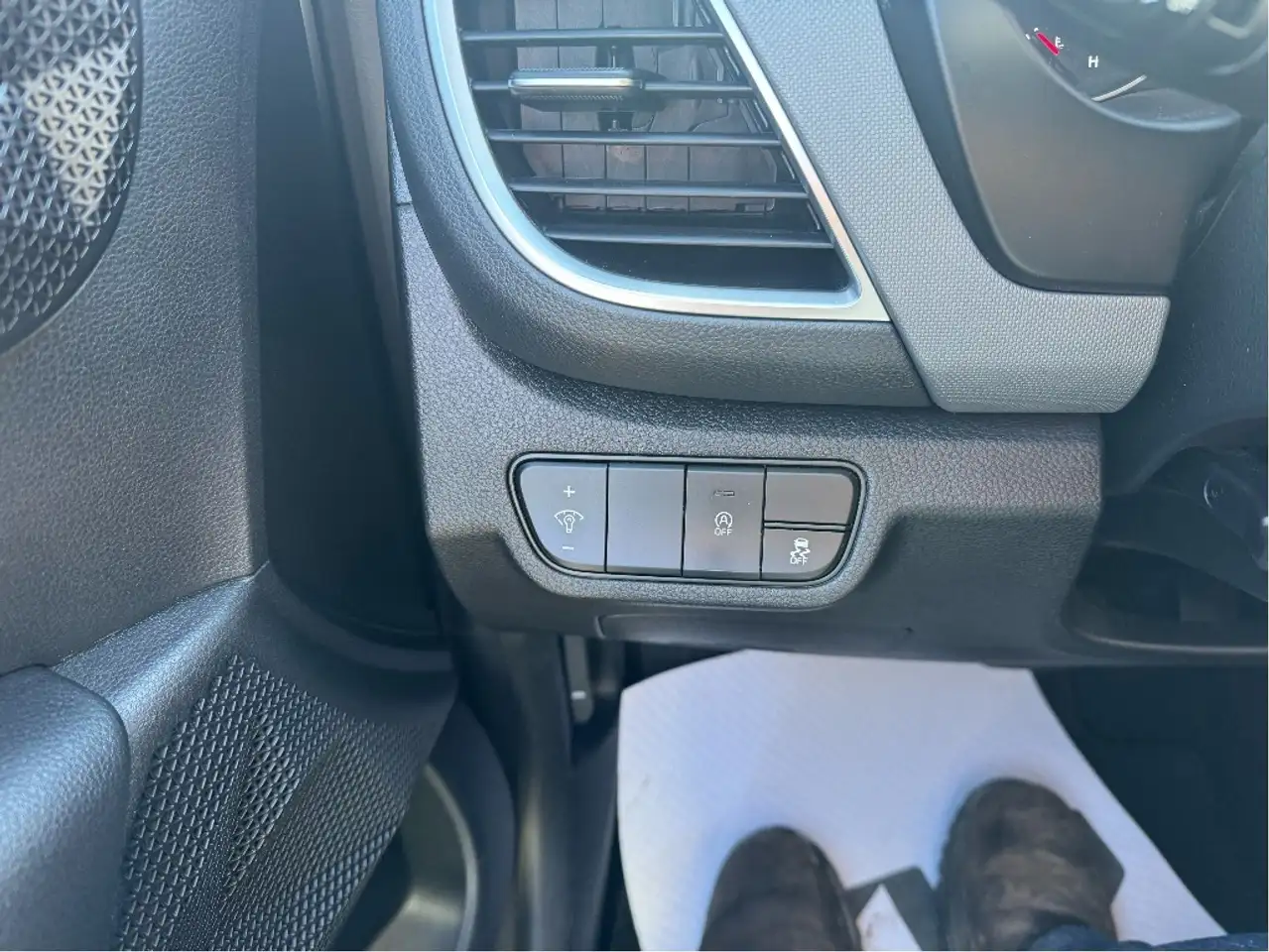 Kia Seltos снимка Kia Seltos