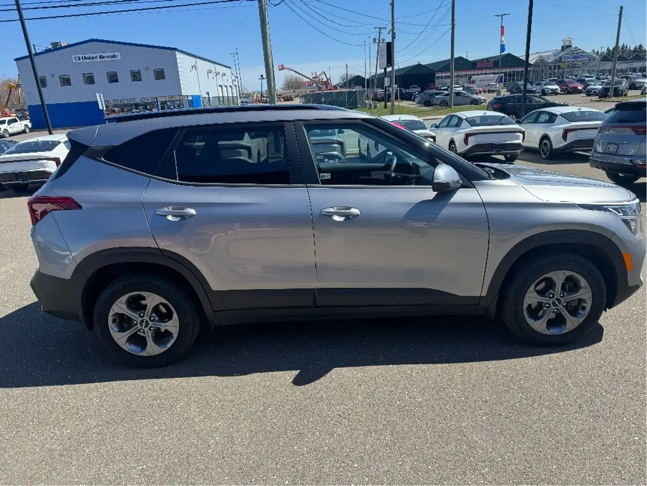 Kia Seltos снимка Kia Seltos