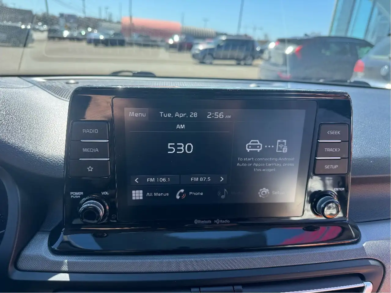 Kia Seltos снимка Kia Seltos
