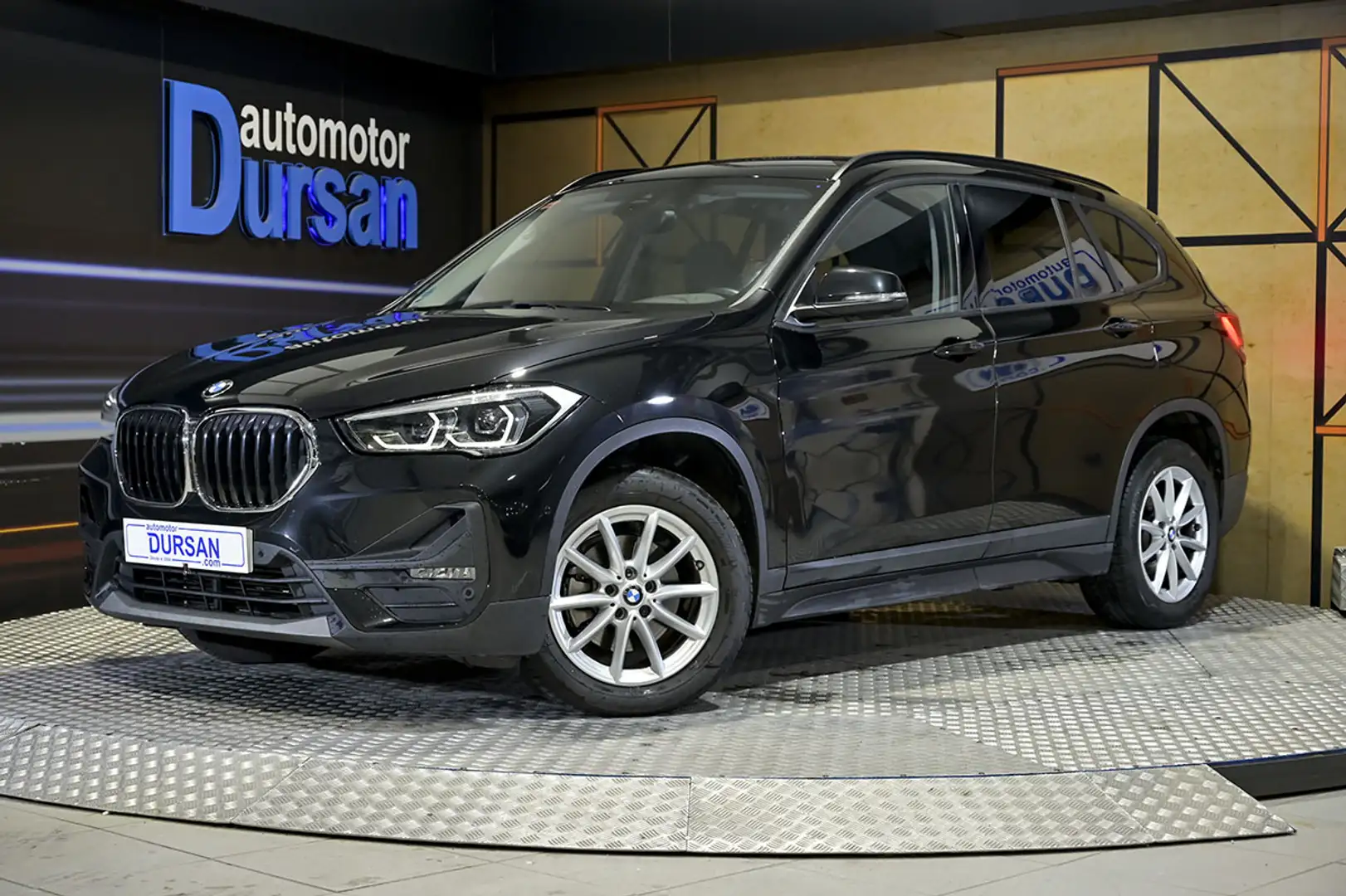 BMW X1 xDrive 18d - 1