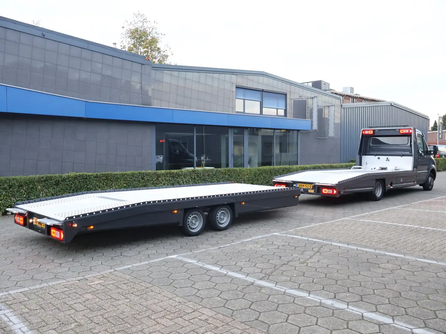 Mercedes-Benz Sprinter 519 V6 Tijhof Special Edition Automaat Oprijwagen Gris - 2
