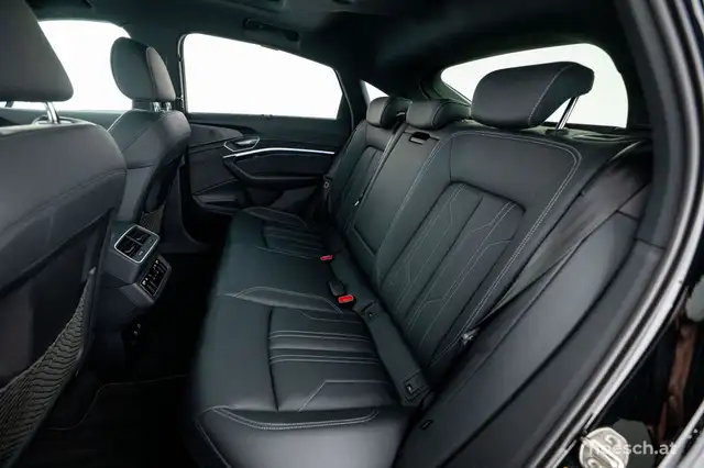 Audi Q8 e-tron 55 SB quattro 2x S-LINE TRAUMEXTRAS -52% Ansicht 7