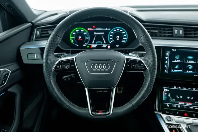 Audi Q8 e-tron 55 SB quattro 2x S-LINE TRAUMEXTRAS -52% Ansicht 6