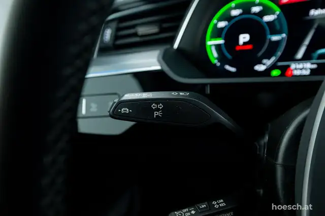 Audi Q8 e-tron 55 SB quattro 2x S-LINE TRAUMEXTRAS -52% Ansicht 38