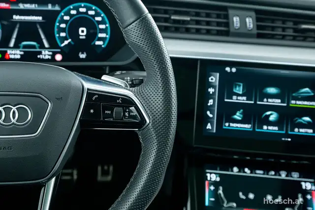 Audi Q8 e-tron 55 SB quattro 2x S-LINE TRAUMEXTRAS -52% Ansicht 27
