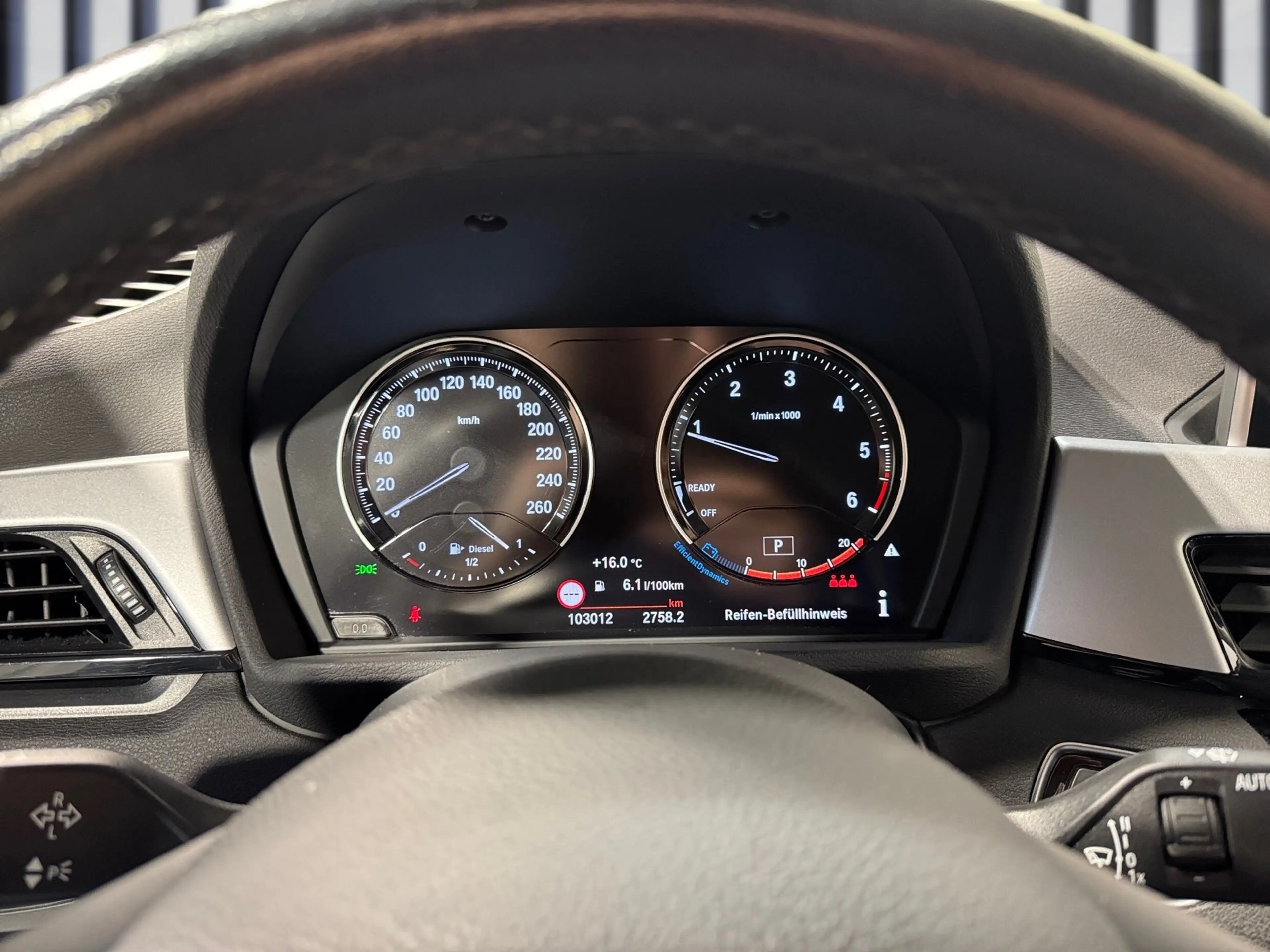 BMW 216 d — photo 5