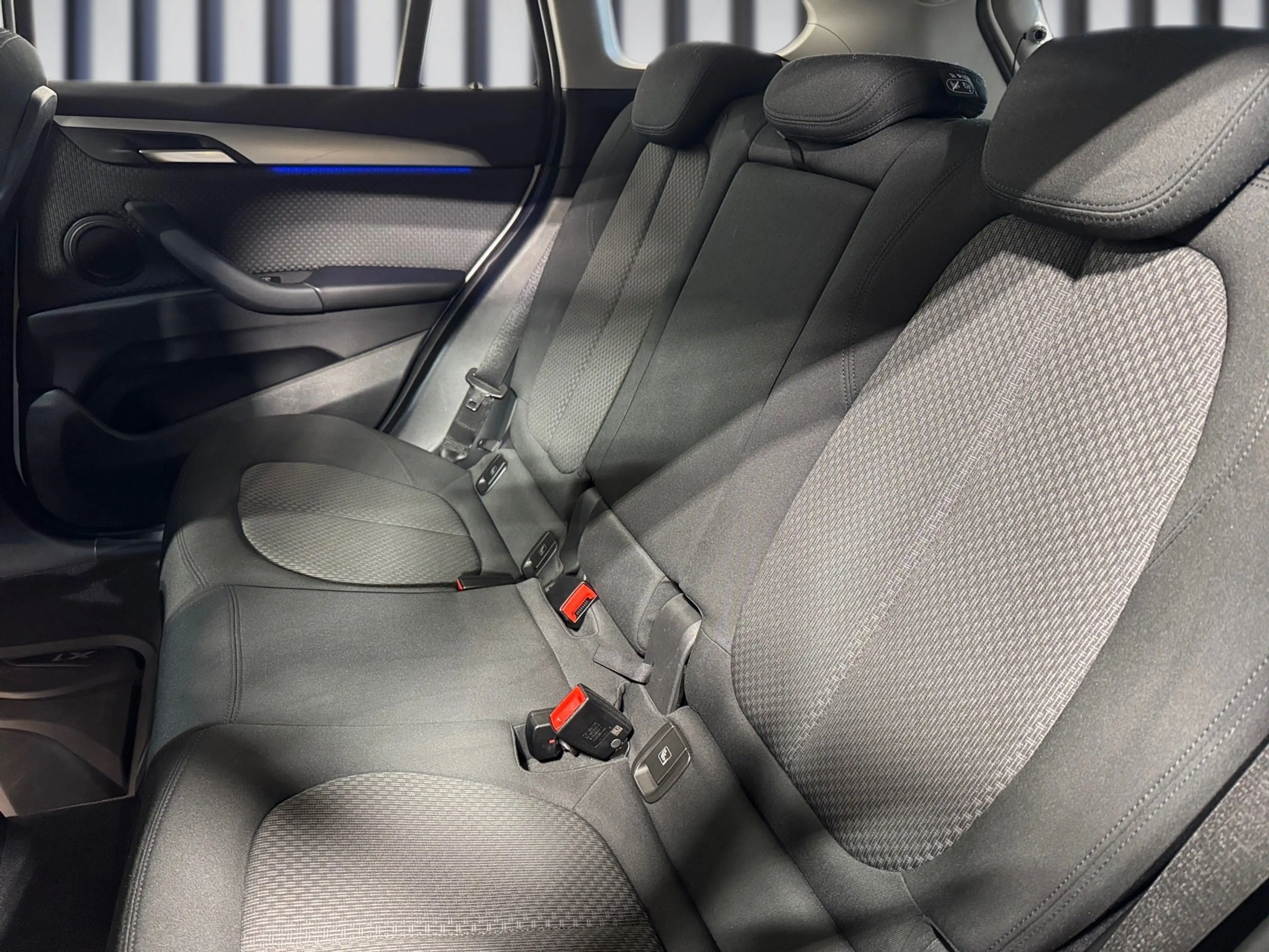 BMW 216 d — photo 8