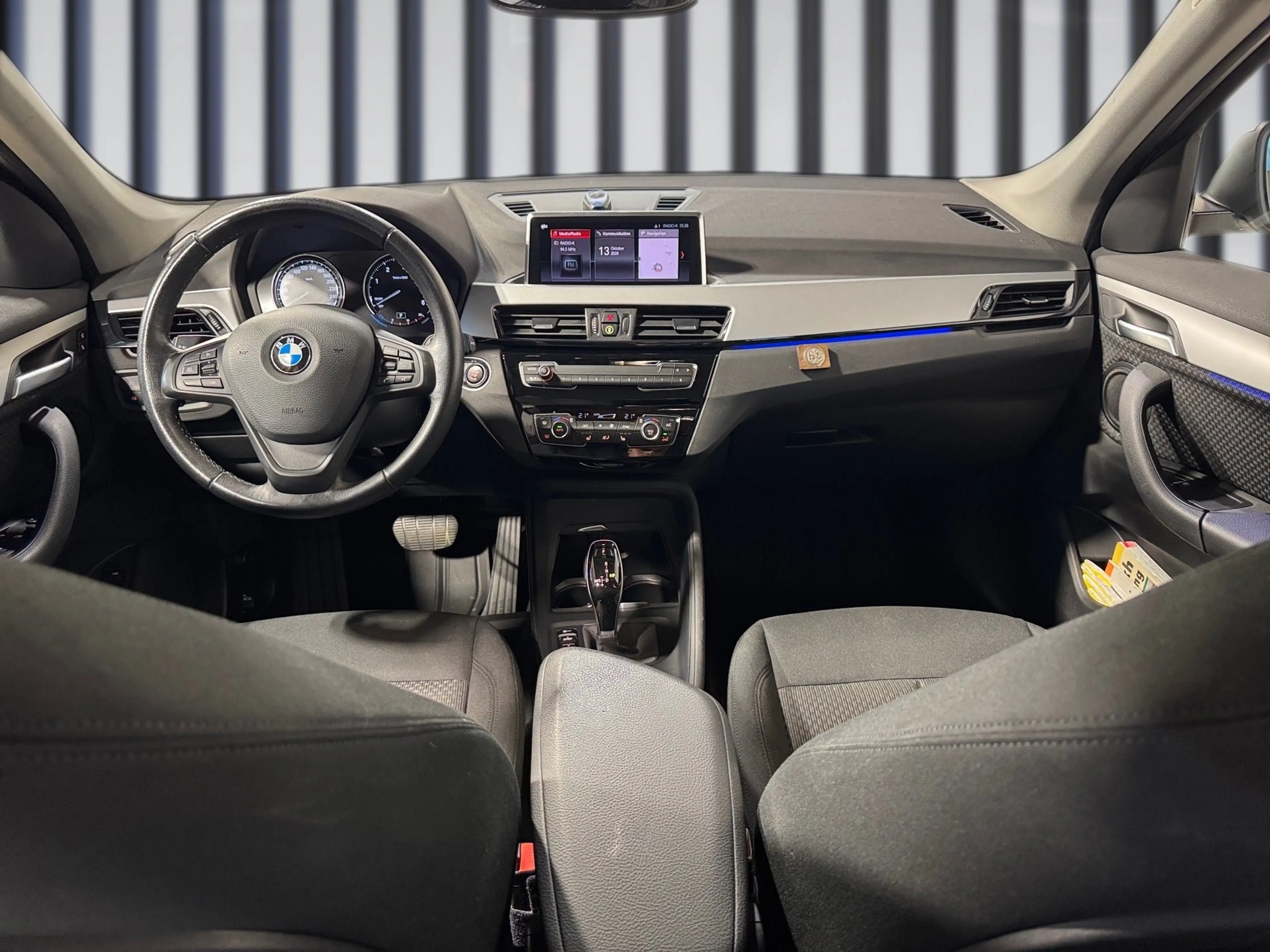 BMW 216 d — photo 10