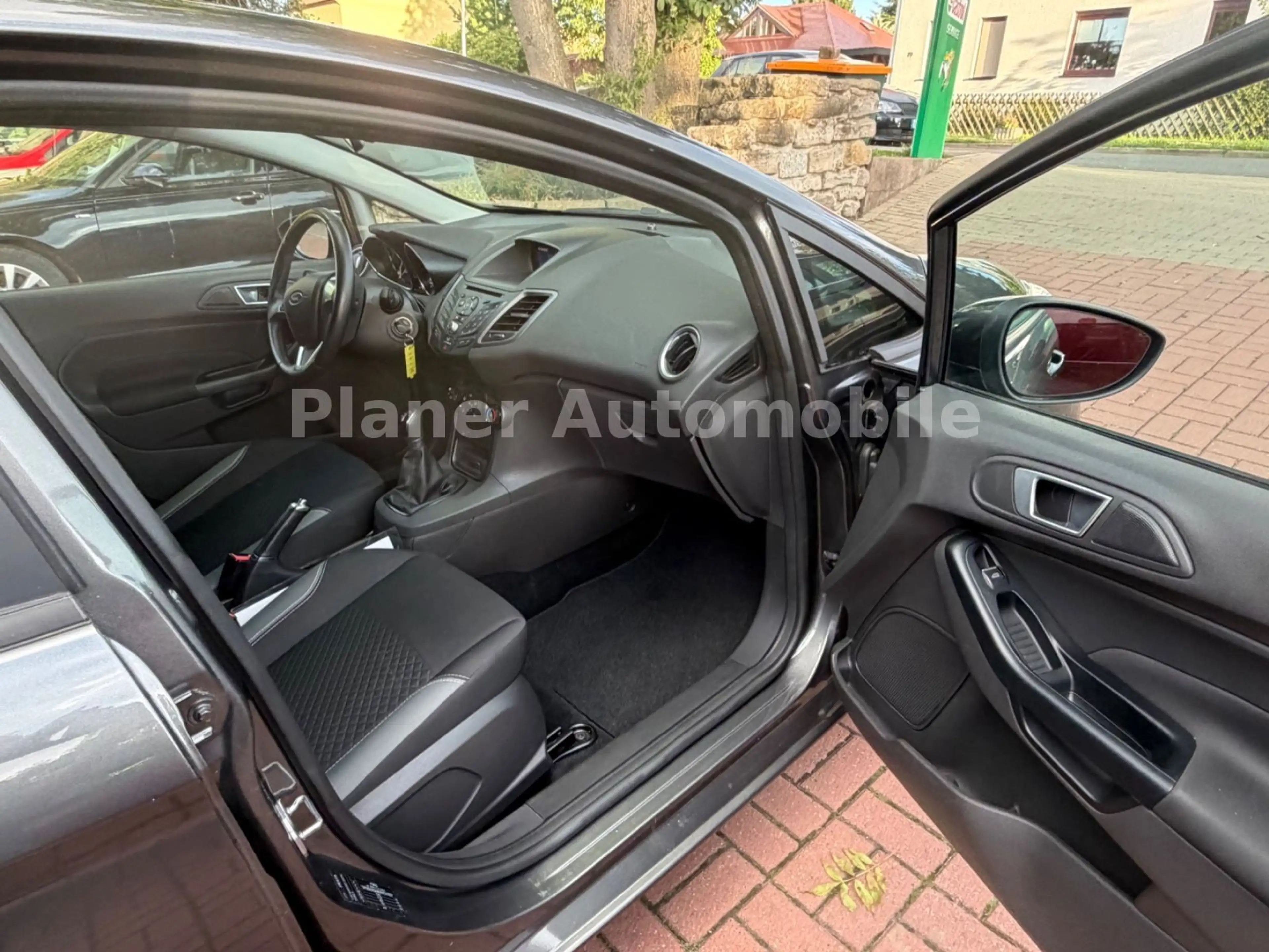 Ford Fiesta Celebration Sitzh. HU/AU Service neu — photo 8