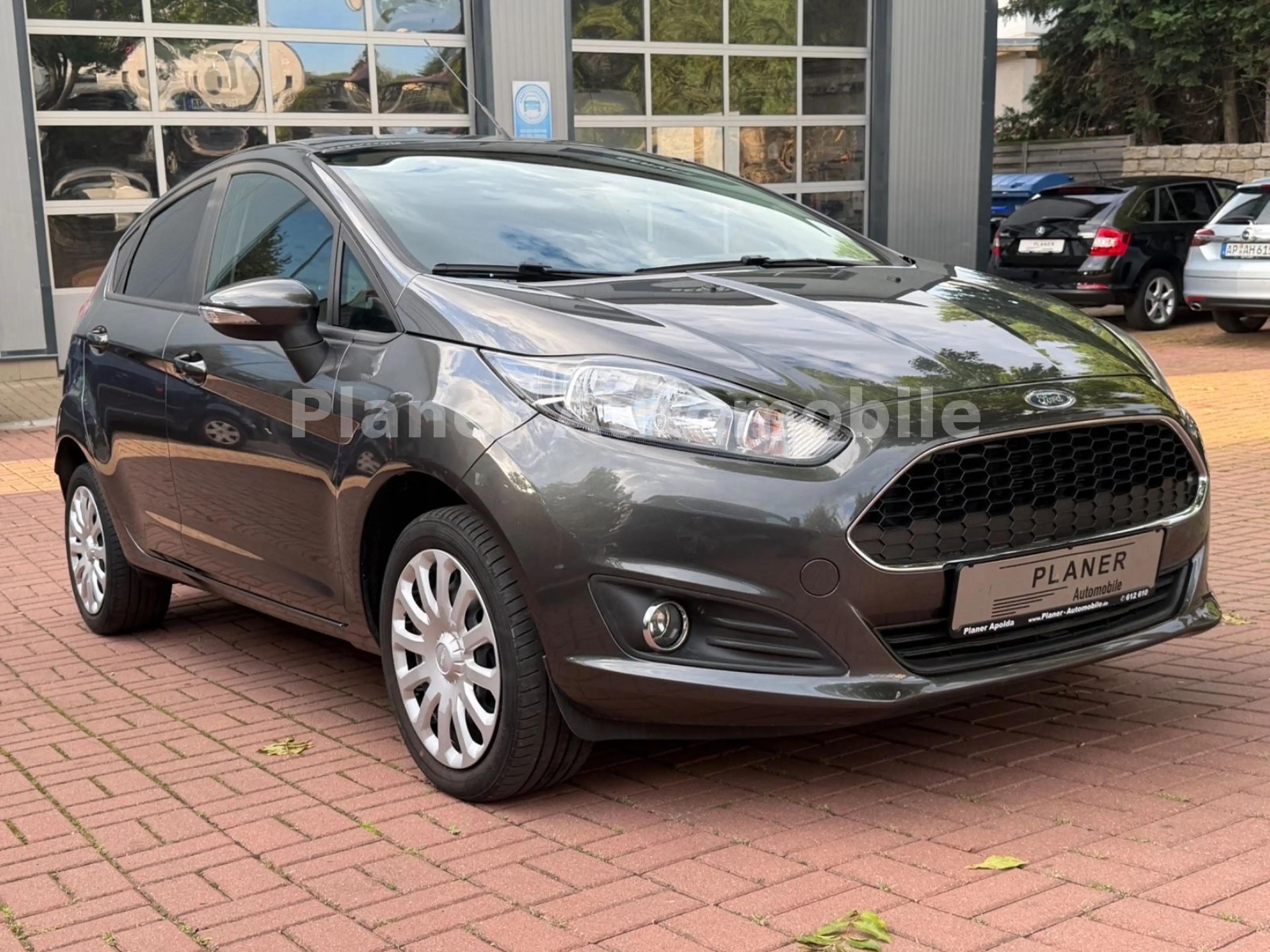 Ford Fiesta Celebration Sitzh. HU/AU Service neu