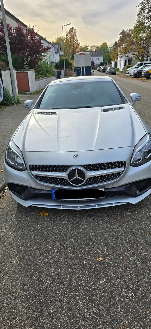 Mercedes-Benz SLC 250 SLC Diesel d 9G-TRONIC AMG Line, HK Sound, LED Ezüst - 2