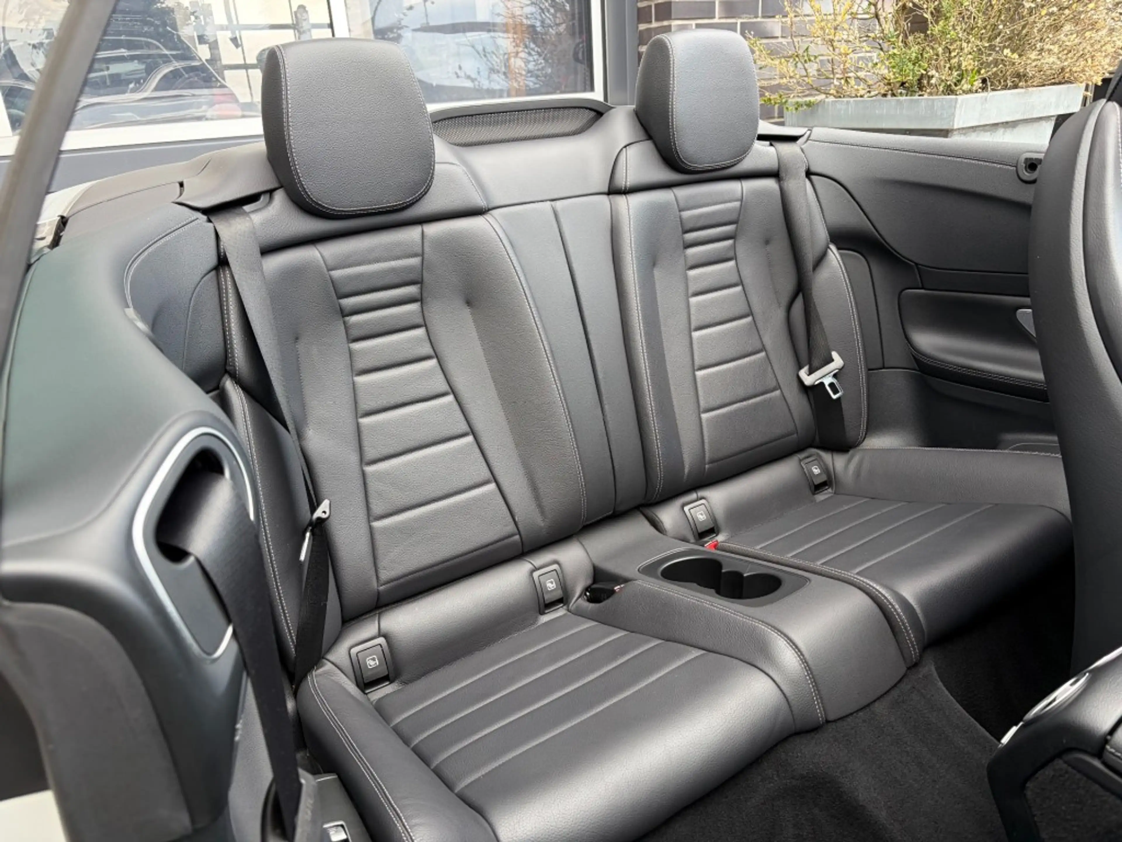 Mercedes-Benz E 450 CABRIO 4M. - AMG L. -  BURMESTER - 19 INCH — photo 19