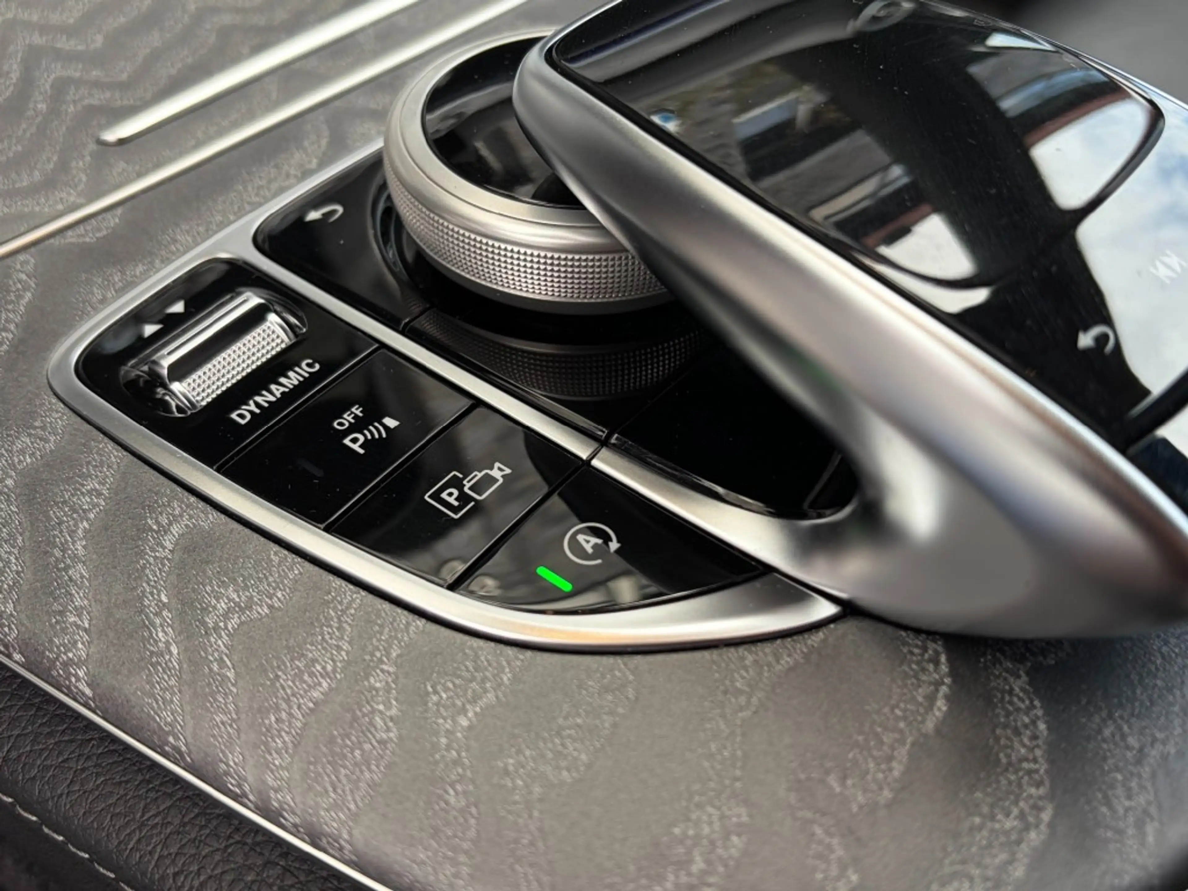 Mercedes-Benz E 450 CABRIO 4M. - AMG L. -  BURMESTER - 19 INCH — photo 33
