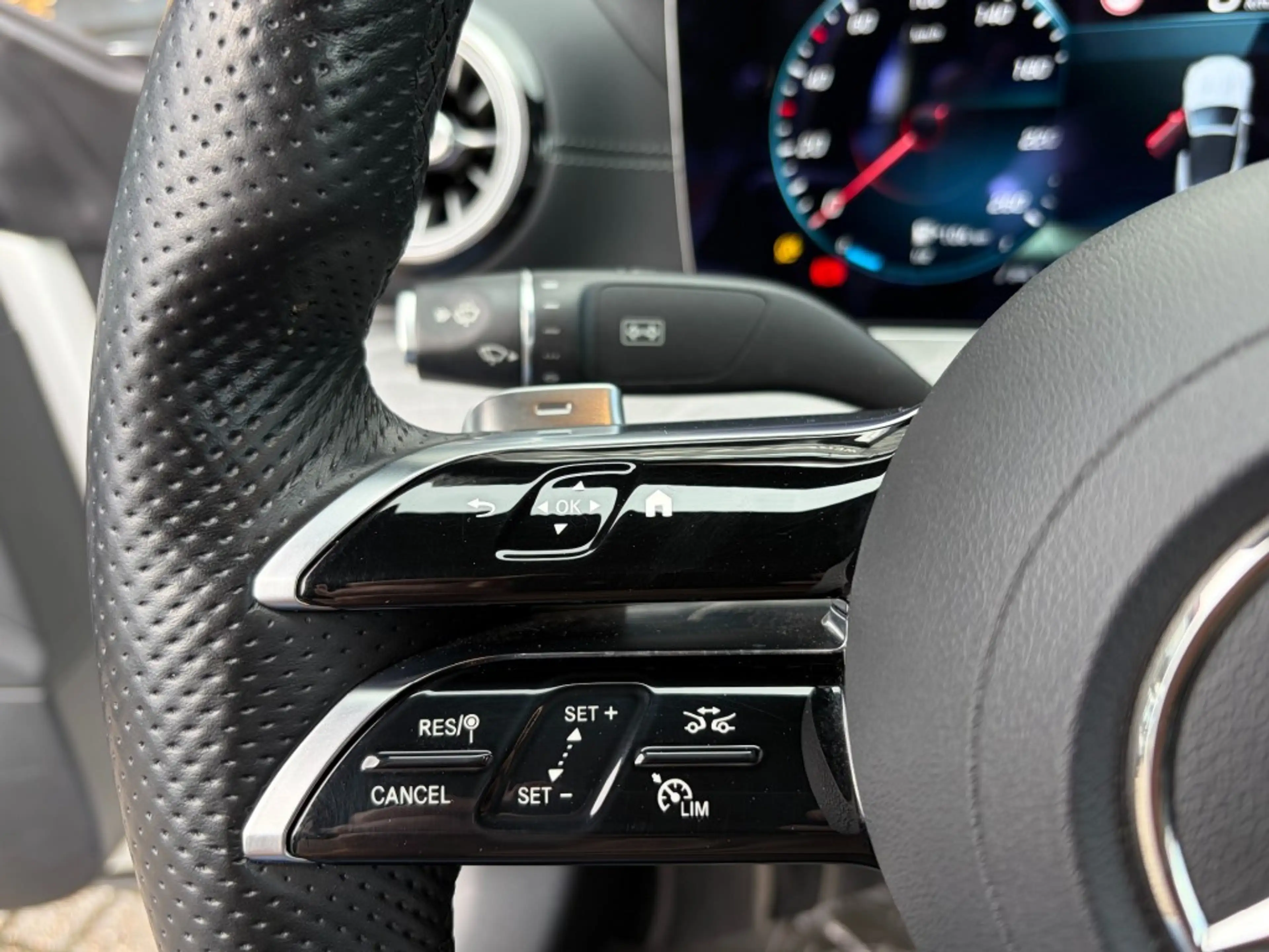 Mercedes-Benz E 450 CABRIO 4M. - AMG L. -  BURMESTER - 19 INCH — photo 21