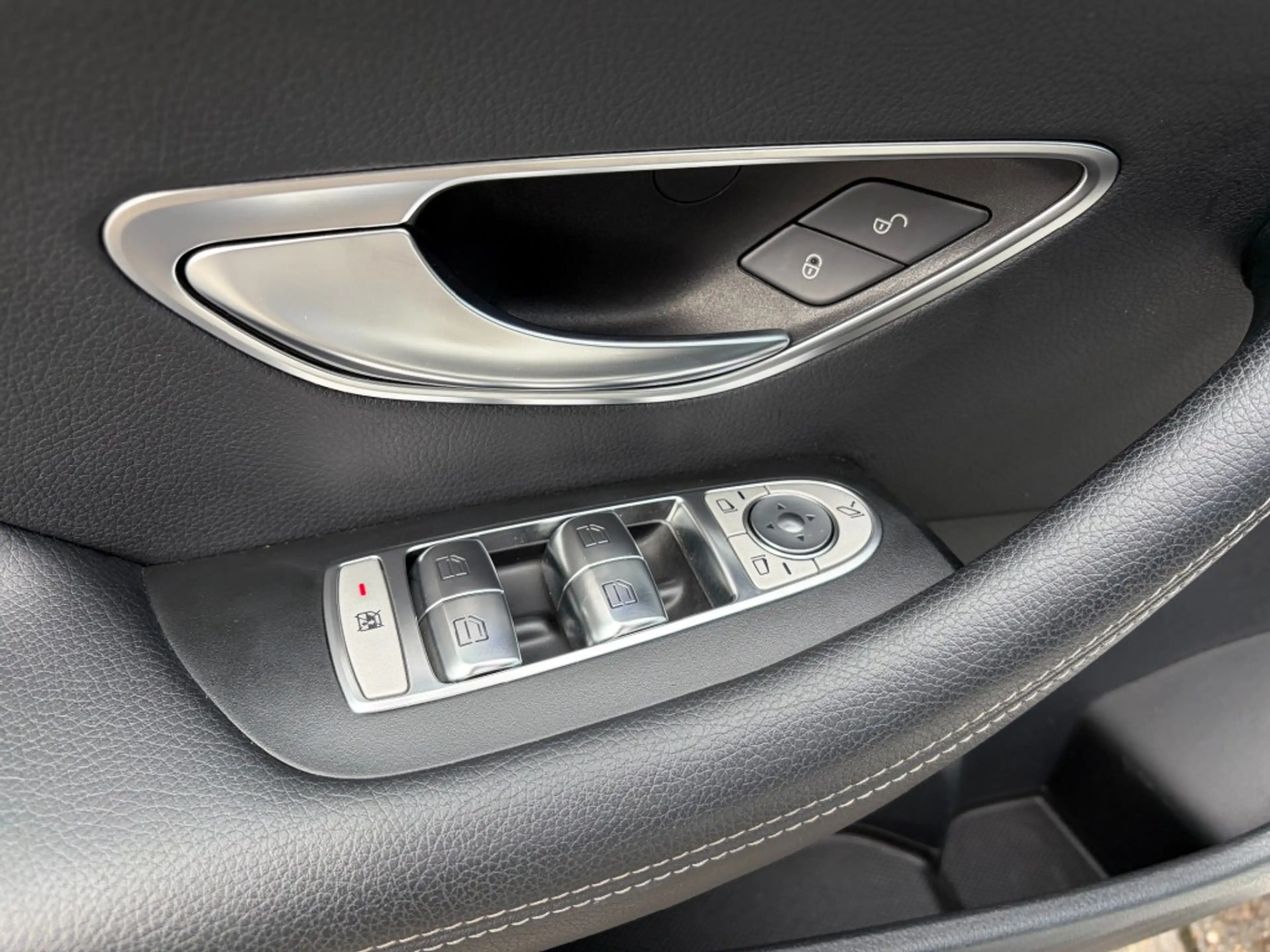 Mercedes-Benz E 450 CABRIO 4M. - AMG L. -  BURMESTER - 19 INCH — photo 38