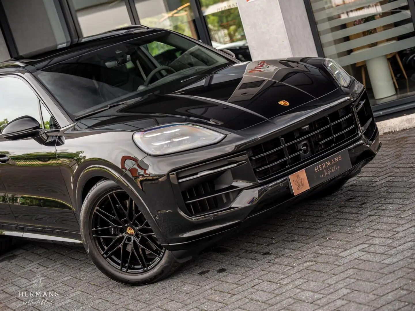Porsche Cayenne 3.0 E-Hybrid / 1st owner / Carbon / Sport-Design / Zwart - 2