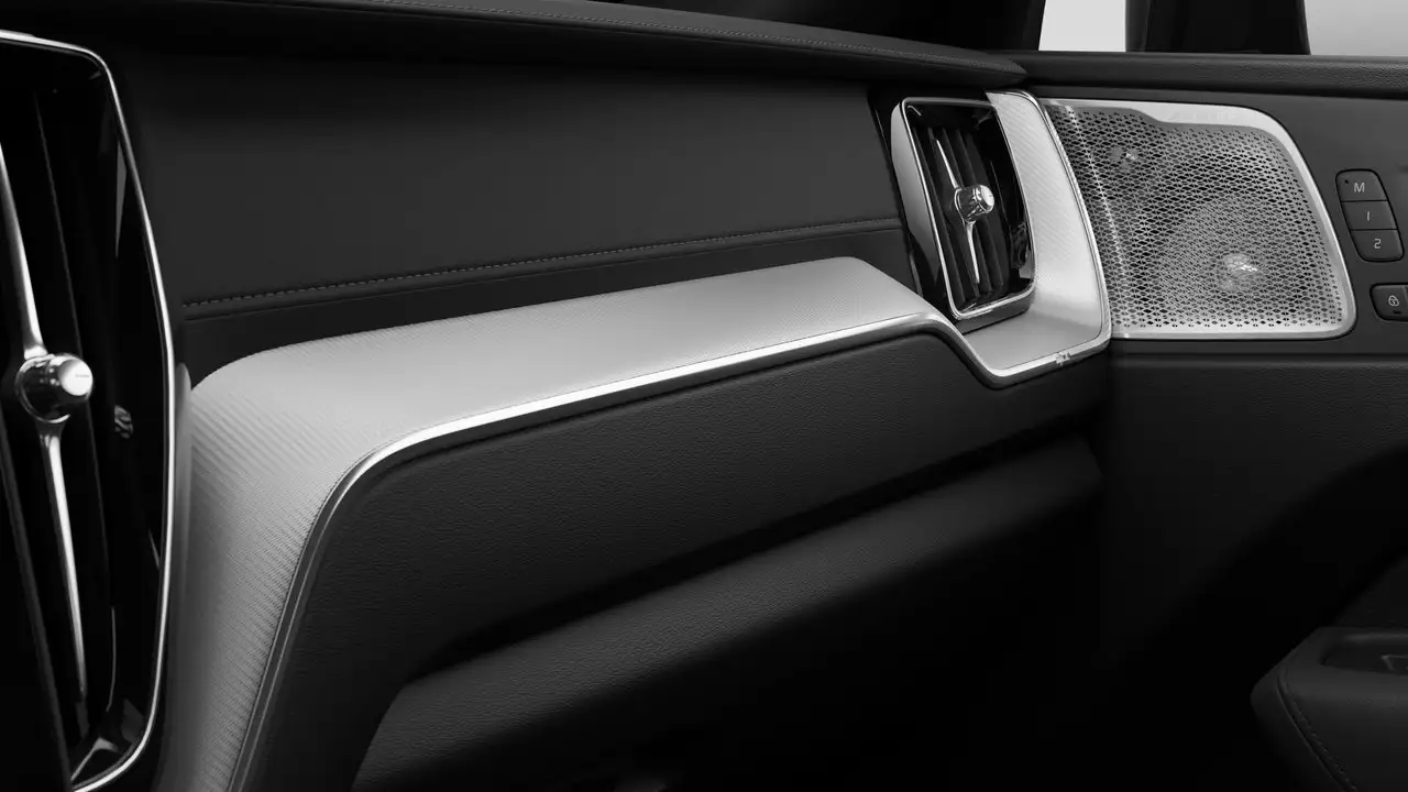 Volvo XC60 снимка Volvo XC60