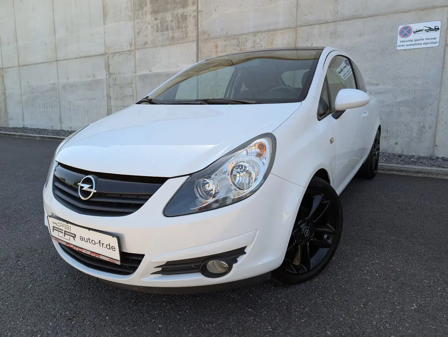 Opel Corsa D ColorEdition 1,4 Benzin 90PS Sitzheizung Weiß - 2