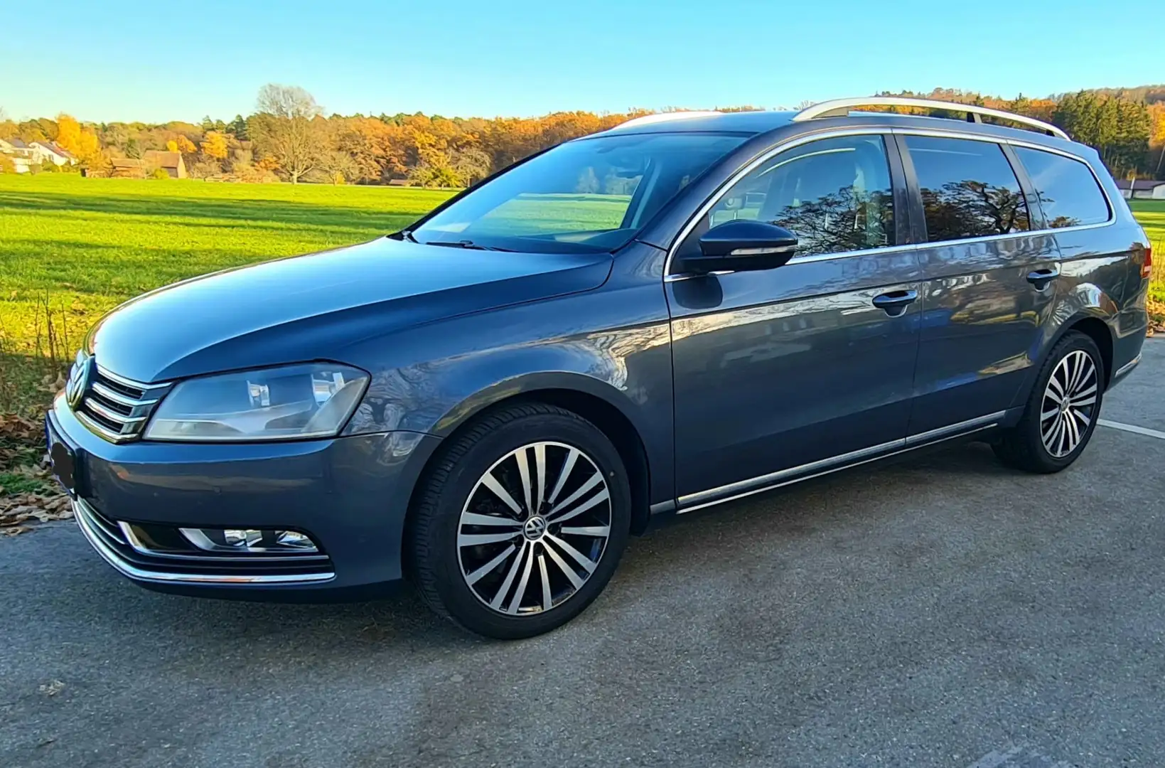 Volkswagen Passat Variant 2.0 TDI Highline Grau - 1