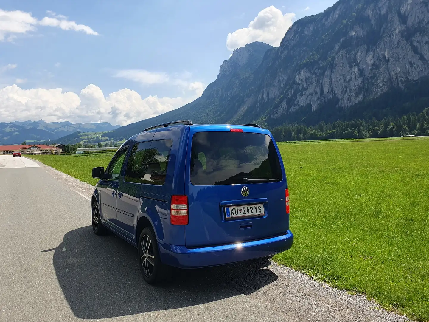 Volkswagen Caddy 2.0 TDI (5-Si.) Edition 30 - 2