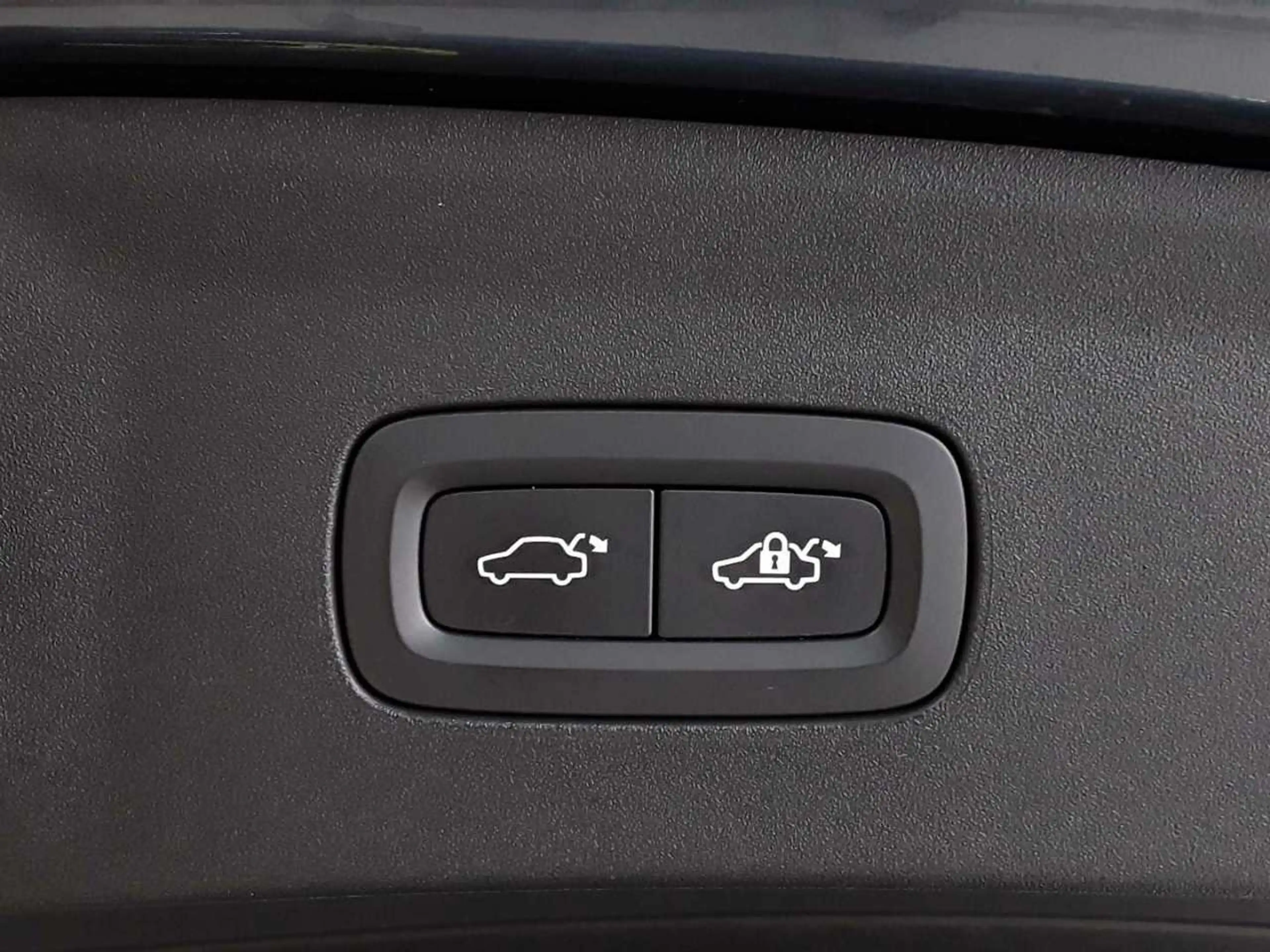 Polestar 2 Polestar 2 Dual Motor 78kWh Navi Pano AHK — photo 19