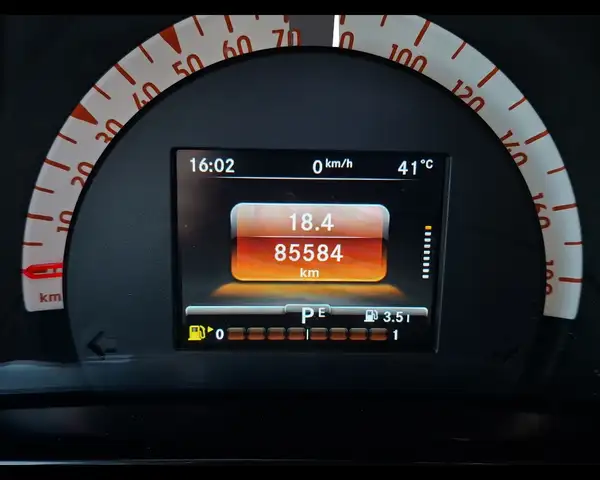 smart Fortwo view 9