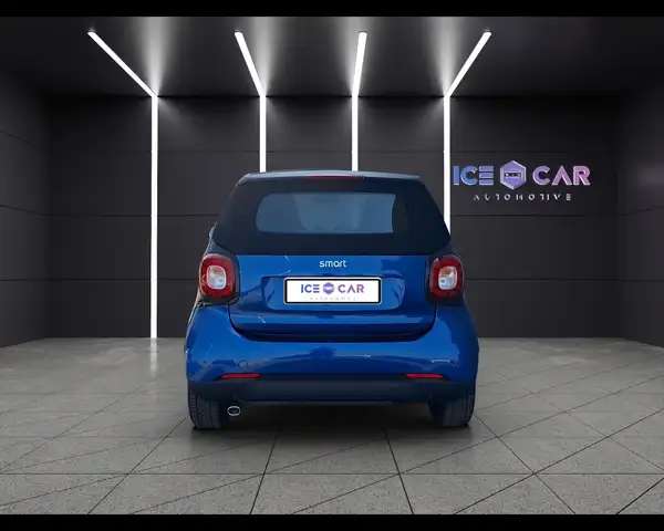 smart Fortwo view 3
