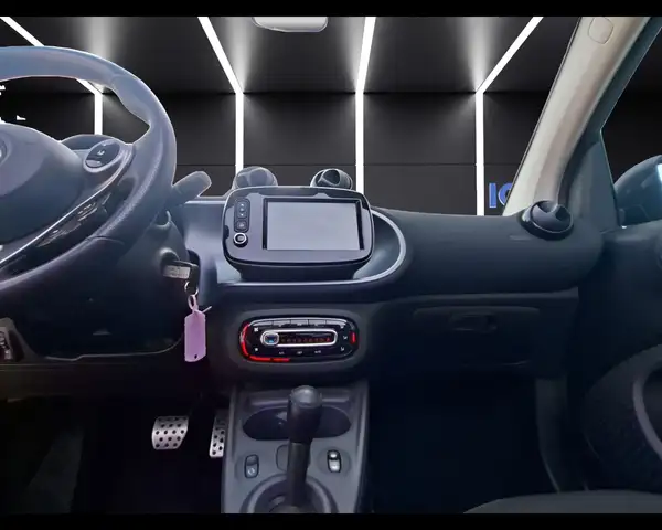 smart Fortwo view 10