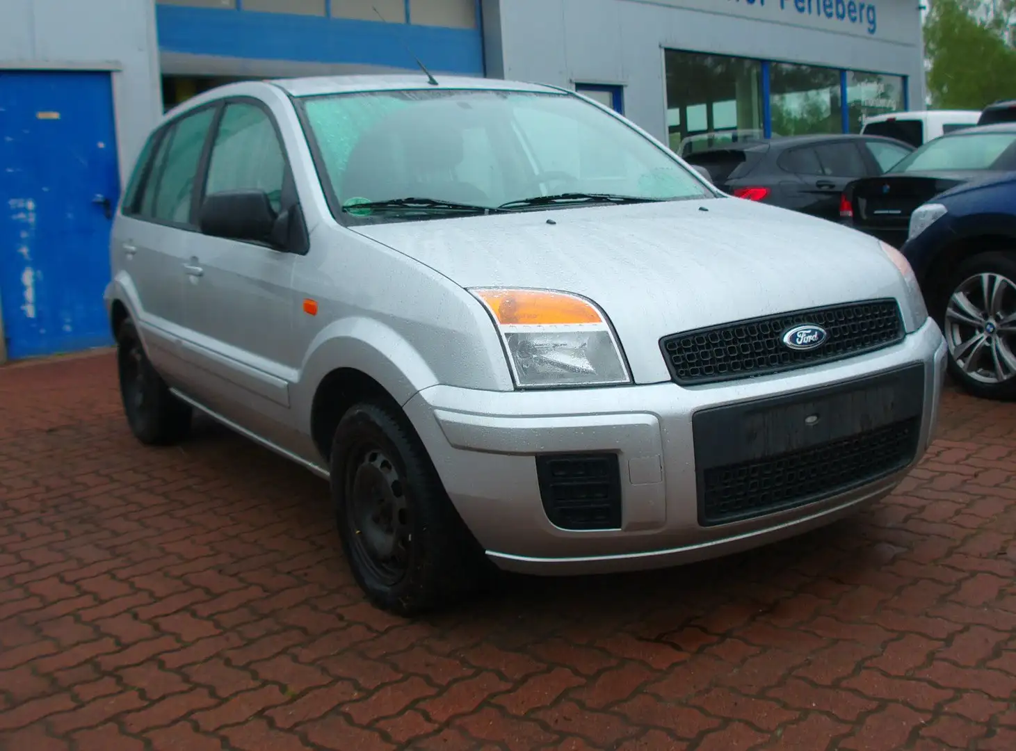 Ford Fusion Style.Klima.Tüv 10/2027 Silber - 2