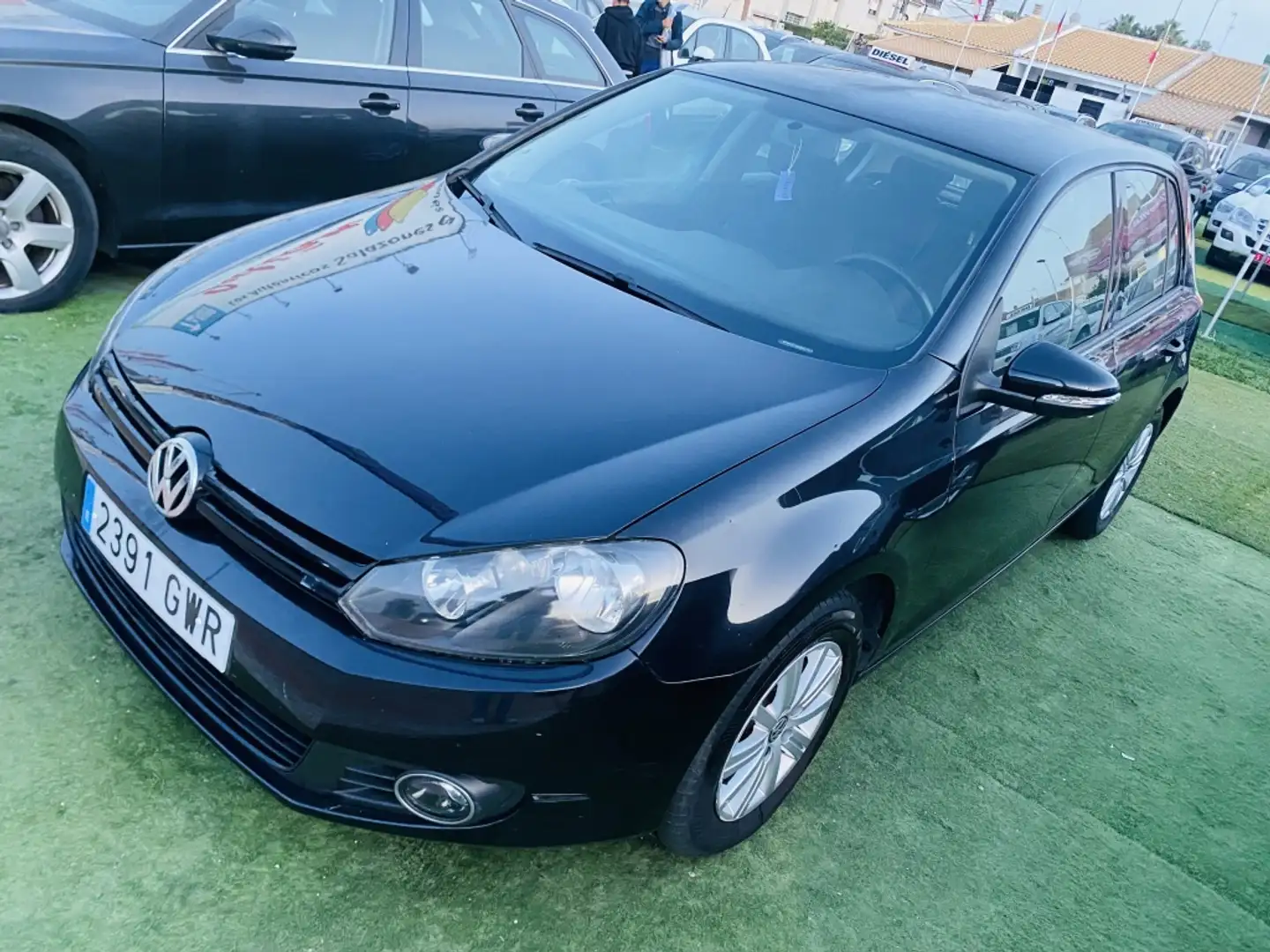 Volkswagen Golf 1.6TDI CR Advance BMT 105 Negro - 2