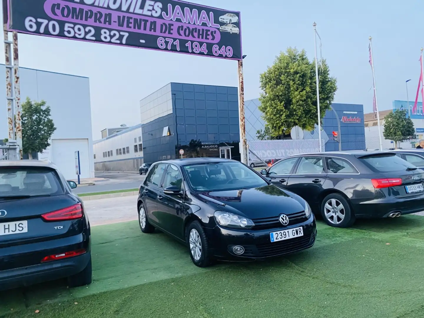 Volkswagen Golf 1.6TDI CR Advance BMT 105 Negro - 1